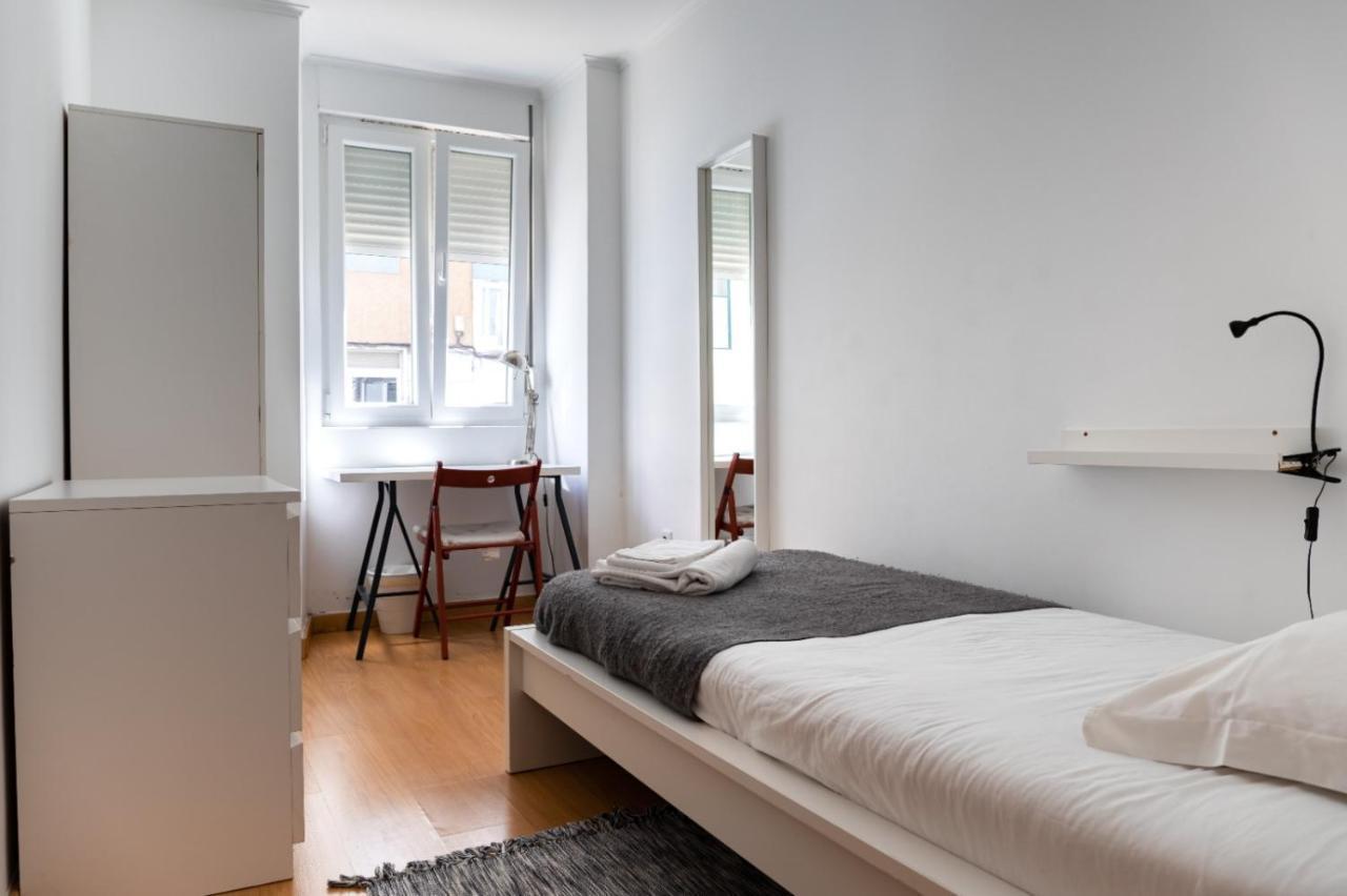 Entrecampos - Family Apartment With Terrace Lisabona Exterior foto